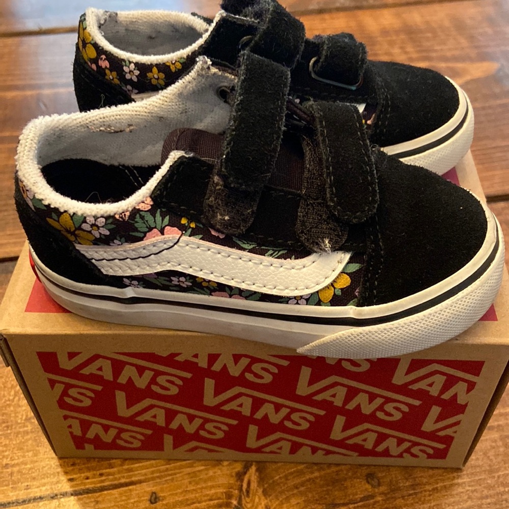 Old skool vans toddler